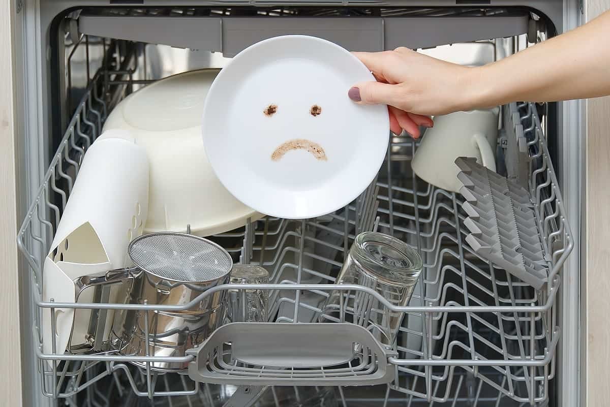 Dishwasher leaves residue